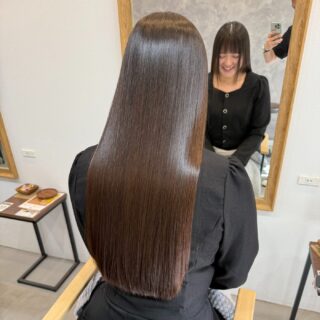 湿気知らずの毎日へ！ クセ毛のお悩みはeclaで解決 専用薬剤で…